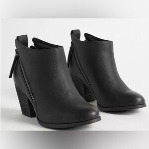 Torrid Wide Black Ankle Booties with Zipper Detail